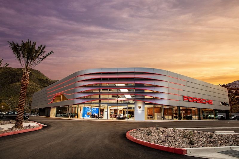 Porsche’s nextgen showroom prototype opens in Palm Springs, Ca